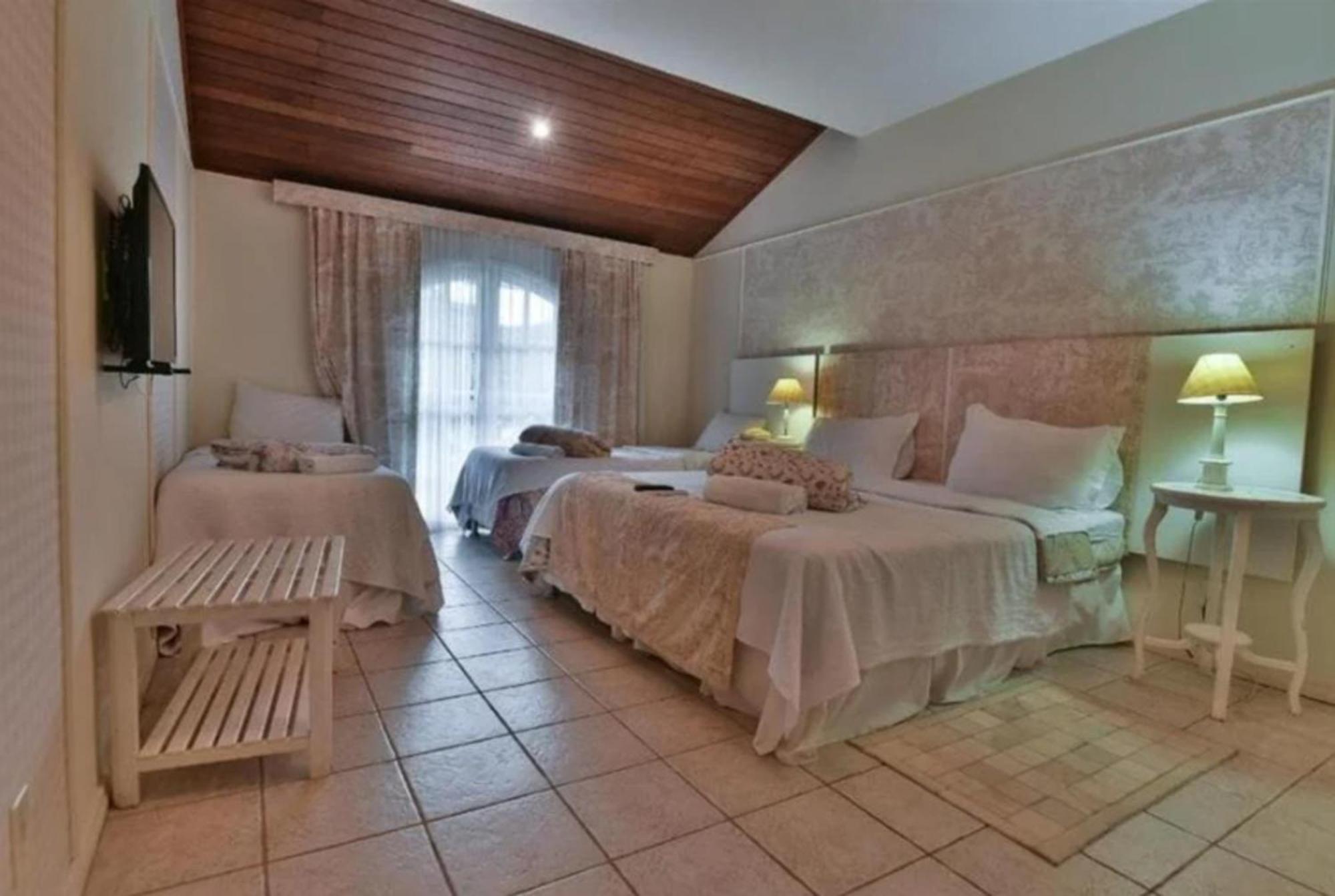 Hotel Fazenda Cachoeiras De Cavaru ヴァソウラス エクステリア 写真