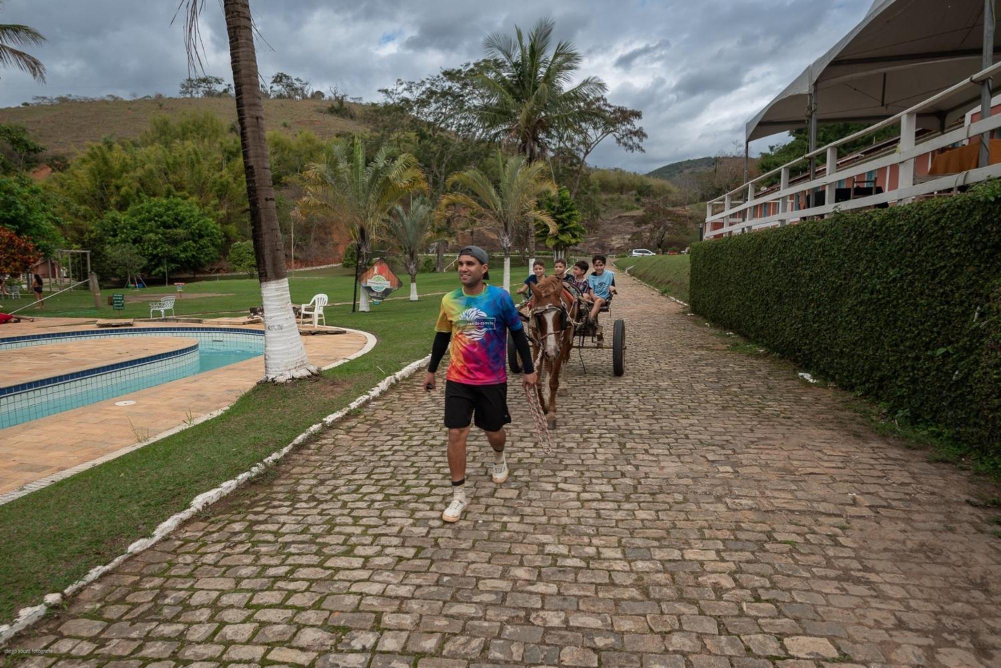 Hotel Fazenda Cachoeiras De Cavaru ヴァソウラス エクステリア 写真